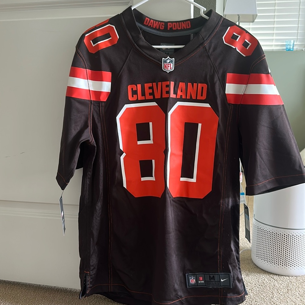 Cleveland Brown jersey